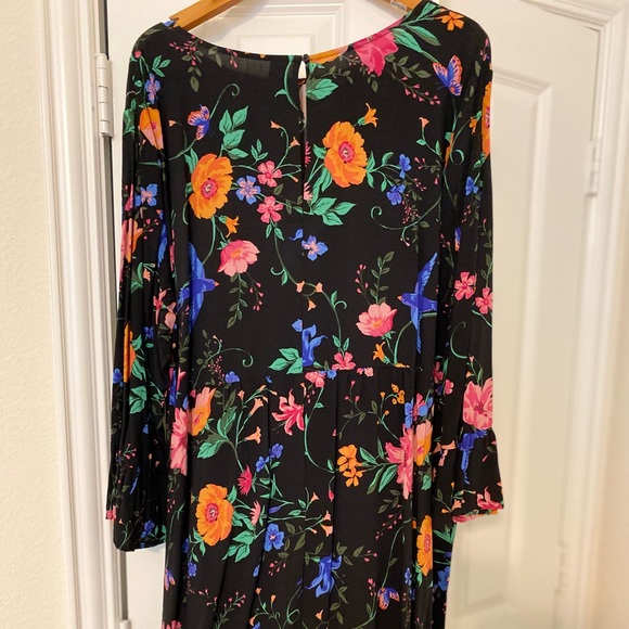 Old Navy Dress - Picture 2 of 4